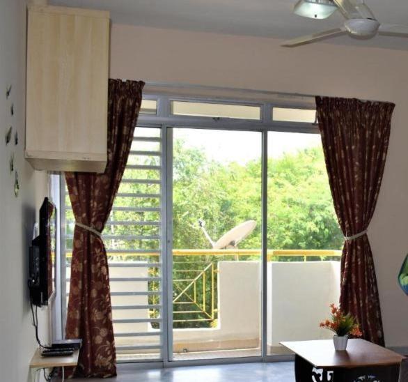 Purnama Homestay At Oceanview Resort Port Dickson Exterior photo
